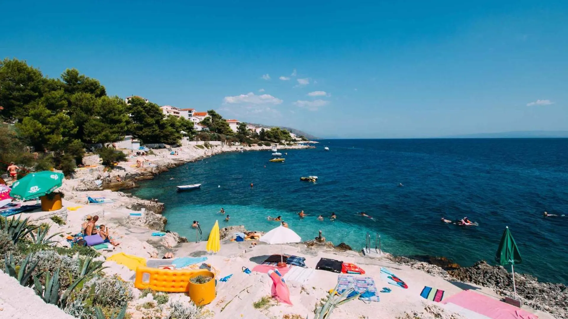 Apartment In Okrug Gornji With Two-Bedrooms 2 Trogir